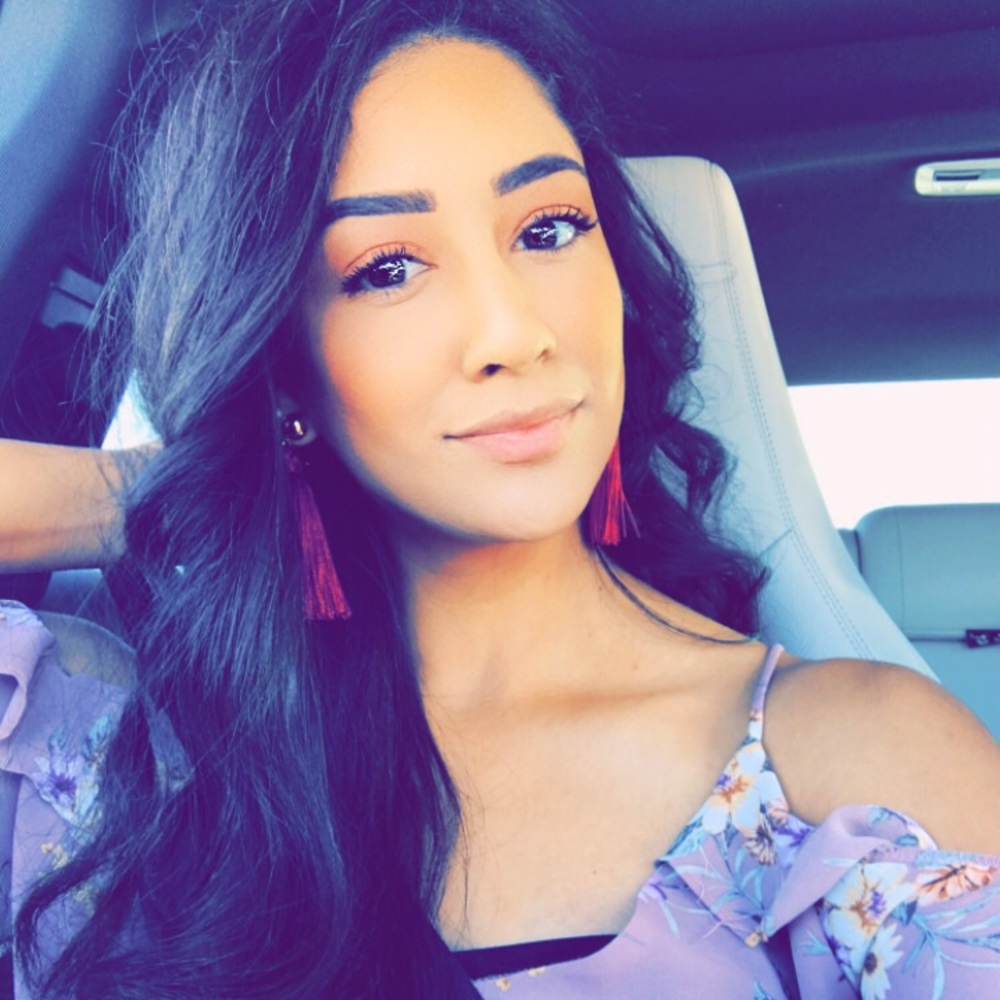 💋MEET YOUR POSHER 💋